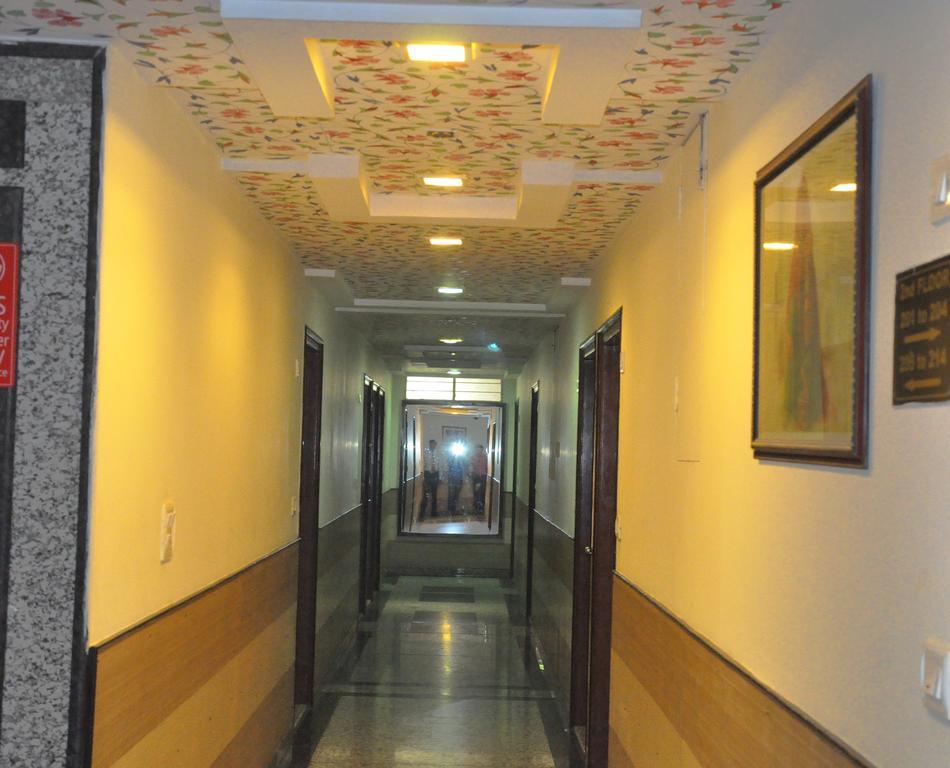 Hotel Muskan Palace Джайпур Екстериор снимка