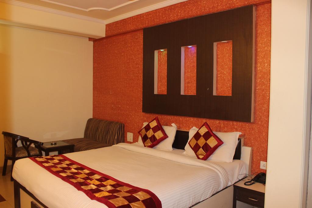 Hotel Muskan Palace Джайпур Екстериор снимка